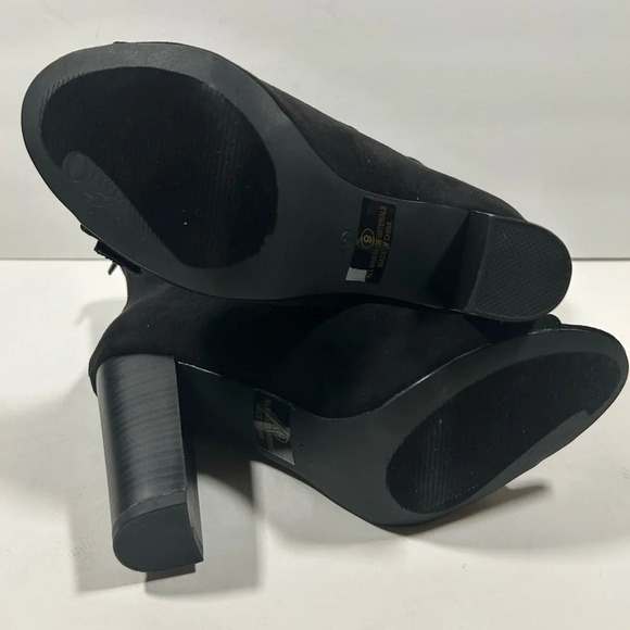 NIB!Olivia Jorgensen "Murray" 7 Buckles - Back Zipper - Pee a Boo Toe - Size 9 - Picture 9 of 14